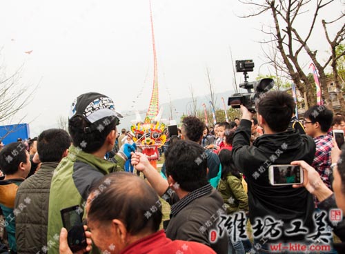 重庆龙湖紫云台千人玩嗨风筝节—潍坊工美